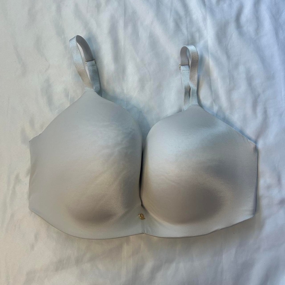 Victoria's Secret Padded No Wire Bra